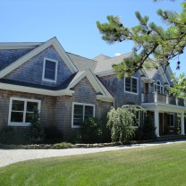 Hamptons traditional home front elevation